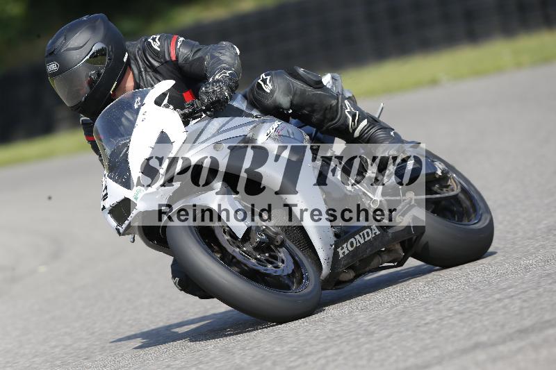 /45 10.08.2025 Plüss Moto Sport ADR/Freies Fahren/504